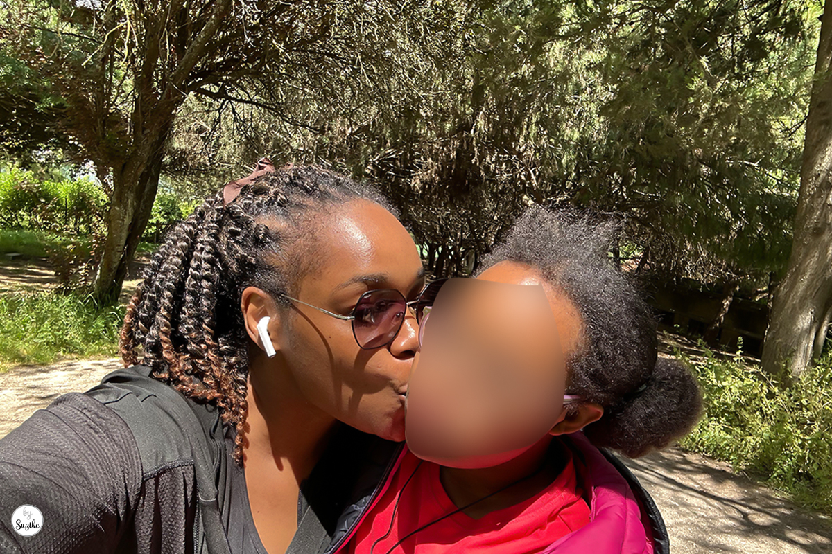 Mommy daughter walk – after our joyful morning at Estádio Universitário Mommy daughter walk – after our joyful morning at Estádio Universitário