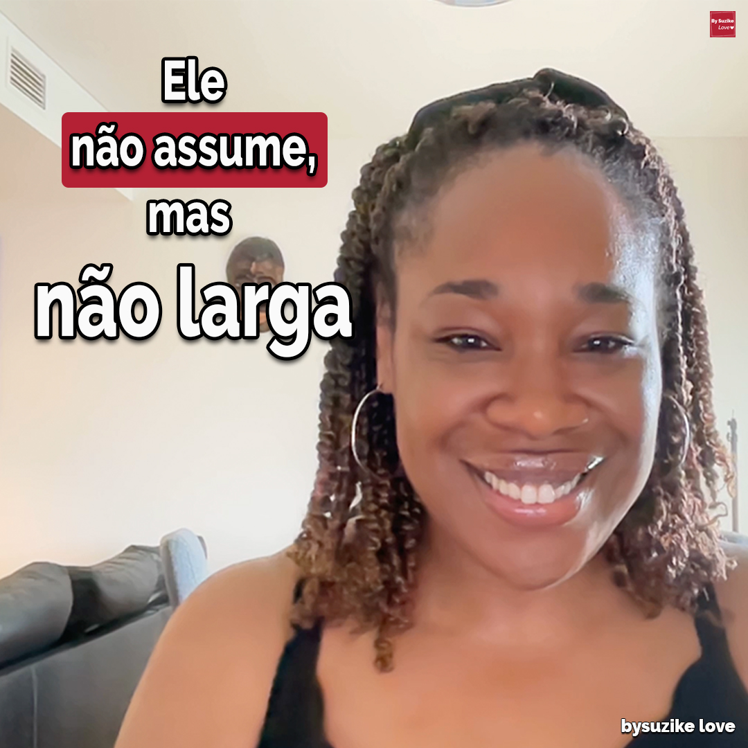 Imagem de uma mulher a sorrir usada como thumbnail do artigo “Quando ele não quer compromisso, mas também não te larga”, no blog BySuzike Love.