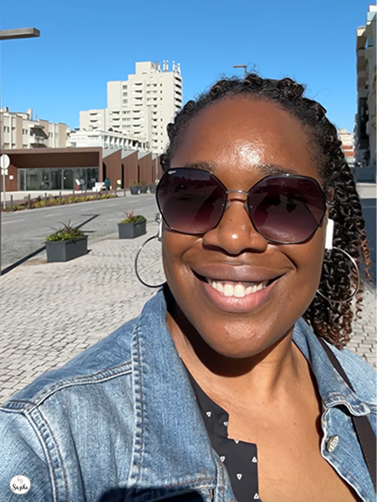 Sunny ocean view during my Espinho city walk.