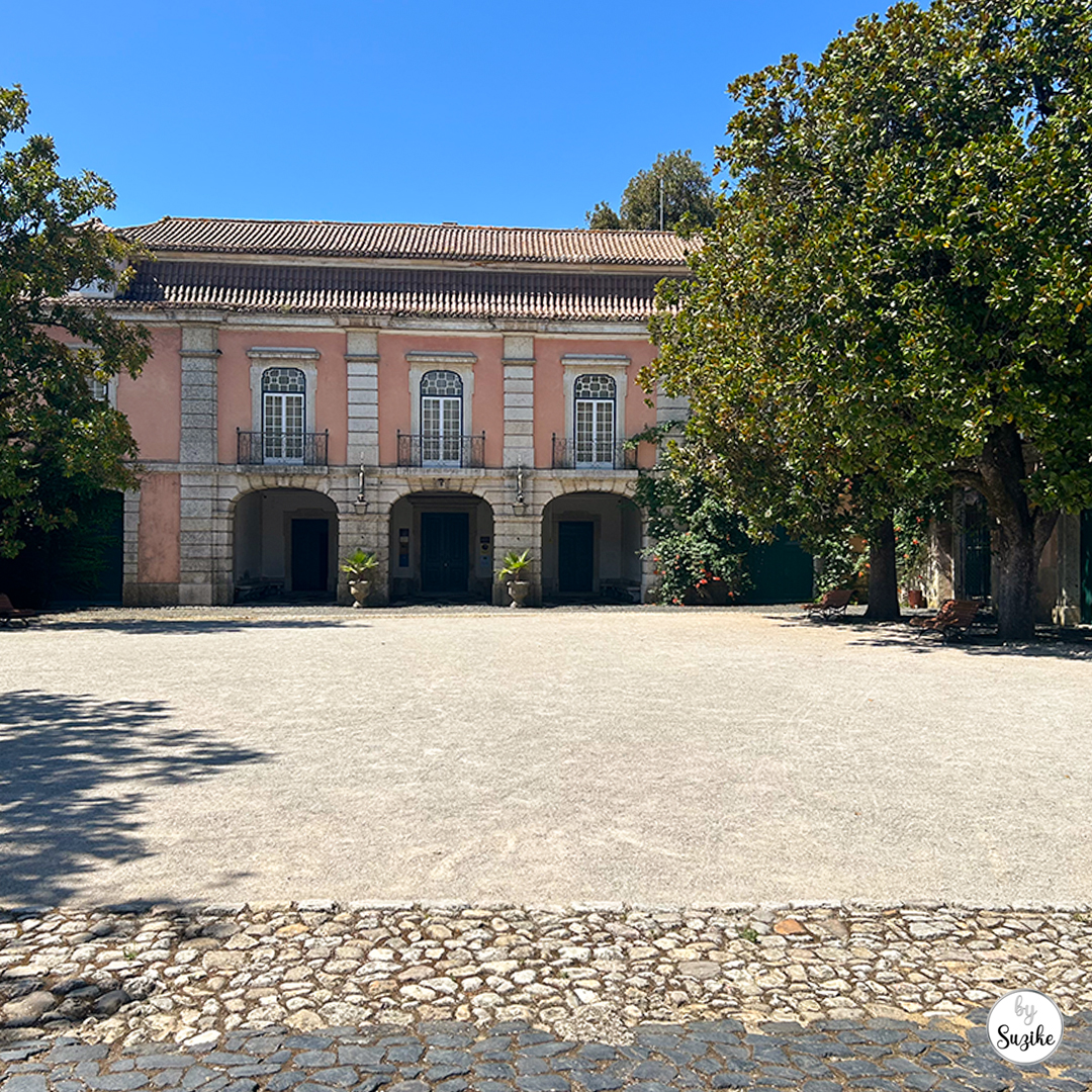 Courtyard and building facade at the entrance area of Monteiro Mor Park and Theatre Museum.