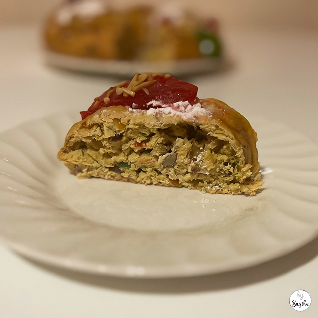 Pingo Doce Christmas dinner review Portugal, slice of bolo rei served on a plate.