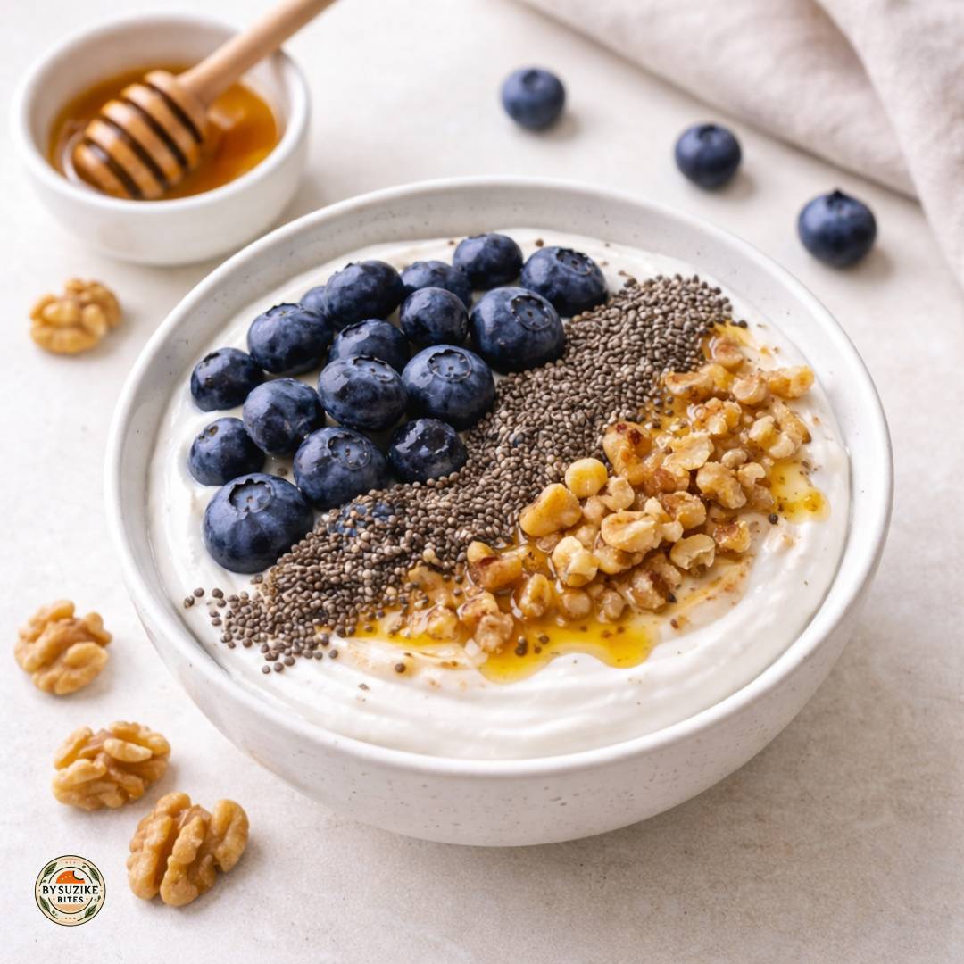 greek-yogurt-bowl-blueberries-chia-walnuts-high-protein-high-fiber-1080×1080 Greek yogurt bowl with blueberries, chia seeds, walnuts, and honey for a high protein high fiber breakfast